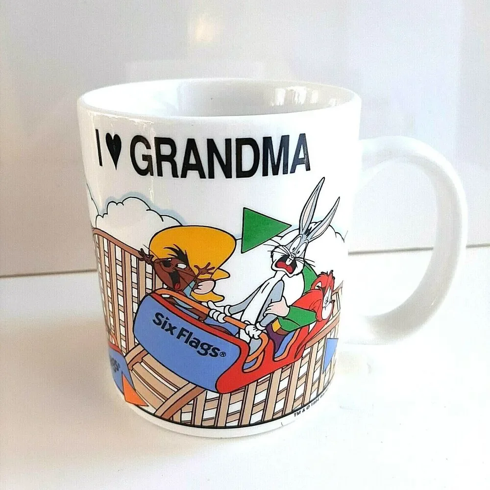 Looney Tunes  I LOVE GRANDMA Six Flags Coffee Mug Cup Bugs Taz Tweety